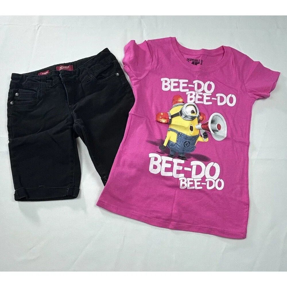 Girls' Outfit Bundle - 2-Piece Set - Minions T-Shirt & Bermuda Shorts - Size S/7